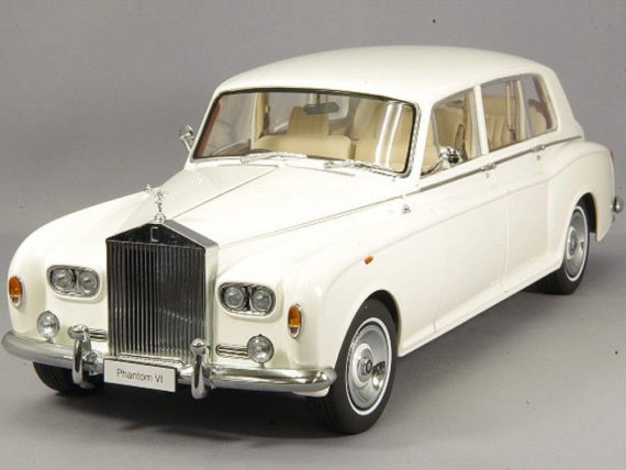 Kyosho 08905 WO Rolls Royce Phantom VI 1:18 White