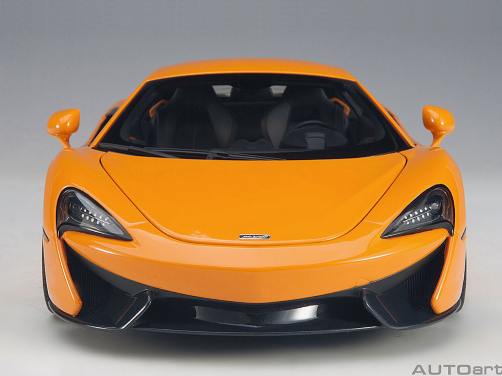 AUTOart 76044 McLaren 570S 1:18 Orange with Silver Wheels