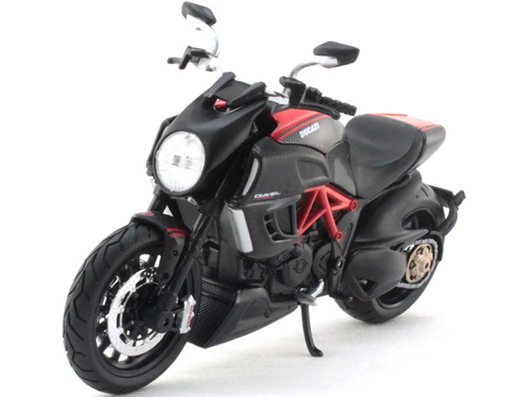 Maisto 20-11023 Ducati Diavel Carbon 1:12 Black Red