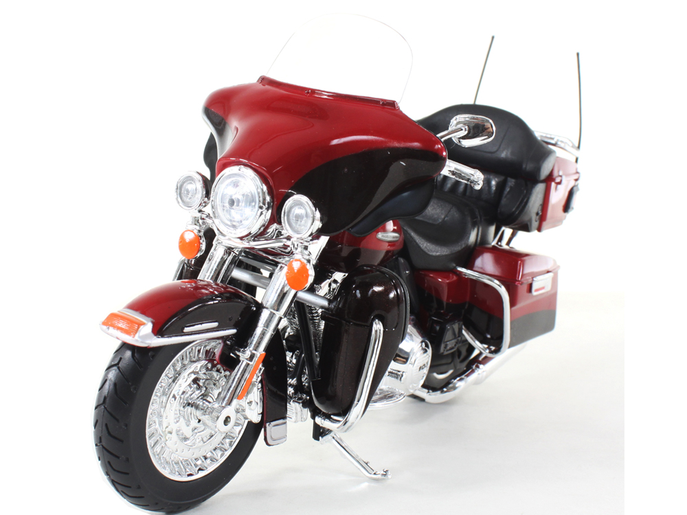 2013 Harley Davidson FLHTK Electra Glide Ultra Limited Motorcycle 1:12-32323 * 