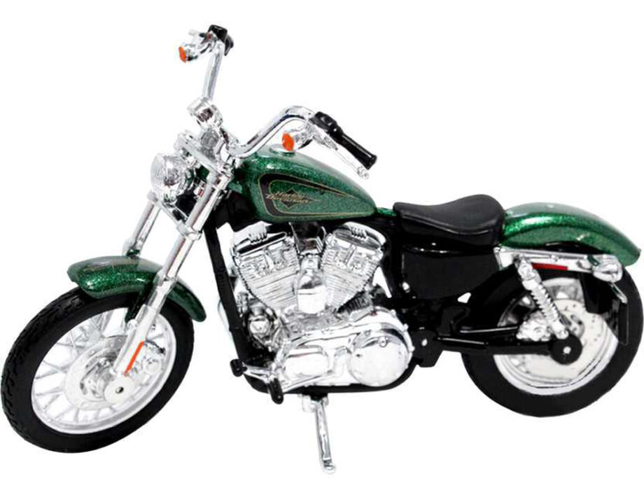 Maisto 32335 Harley Davidson Custom 2013 XL 1200V Seventy Two 1:12 Green