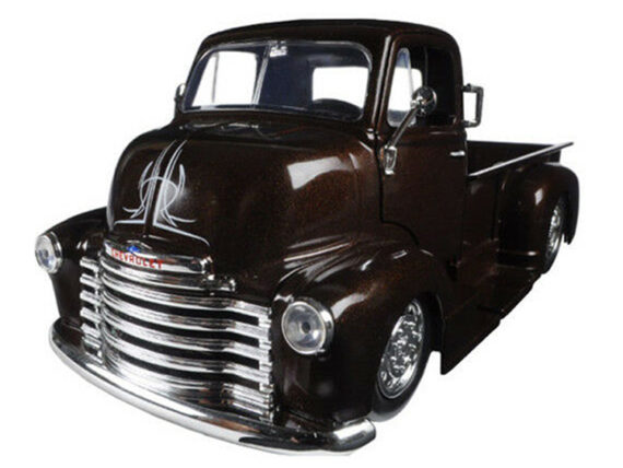Jada 98021 Just Trucks with Extra Wheels 1:24 1952 Chevrolet Coe Pickup Truck Brown