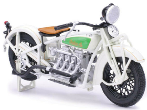 New Ray 42163 1930 Indian Chief 1:12 White
