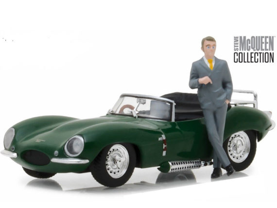Greenlight 86434 1957 Jaguar XKSS 1:43 with Steve McQueen Figure Green