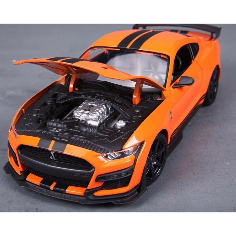 2020 FORD MUSTANG SHELBY GT500 ORANGE 1:18 DIECAST MODEL CAR BY MAISTO 31388 