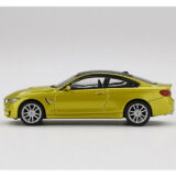 ミニカー MINI GT BMW M4 Austin Yellow llic Mini GT BMW M4 vs Hot Wheels BMW M4 - YouTube