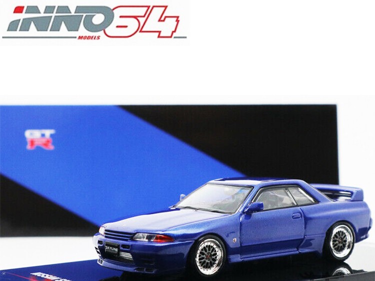 R32 INNO 1:64 NISSAN SKYLINE GT-R Blue w/Extra Wheels & decals Model Car