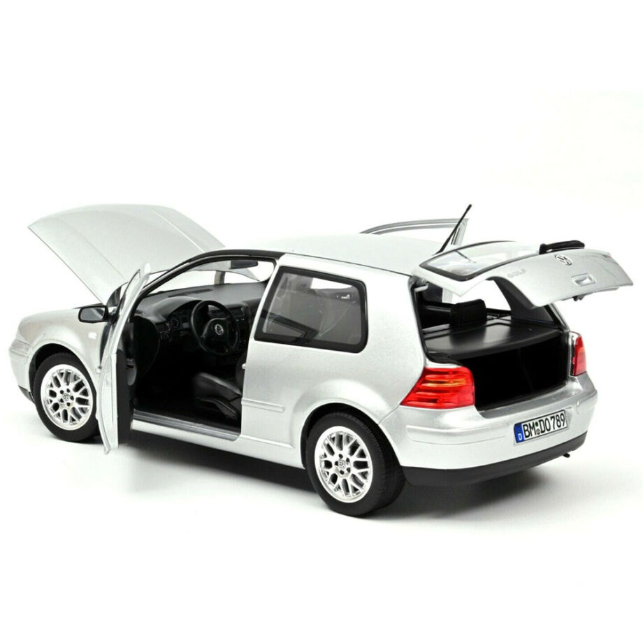 Norev 188570 1998 Volkswagen Golf GTI 1:18 Silver