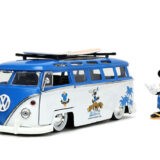 Jada 33179 Disney Mickey Mouse u0026 Friends 1962 Volkswagen Bus 1:24 with  Figure Blue White » BT Diecast