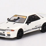 Mini GT MGT00469 Top Secret Nissan Skyline GT-R VR32 1:64 White