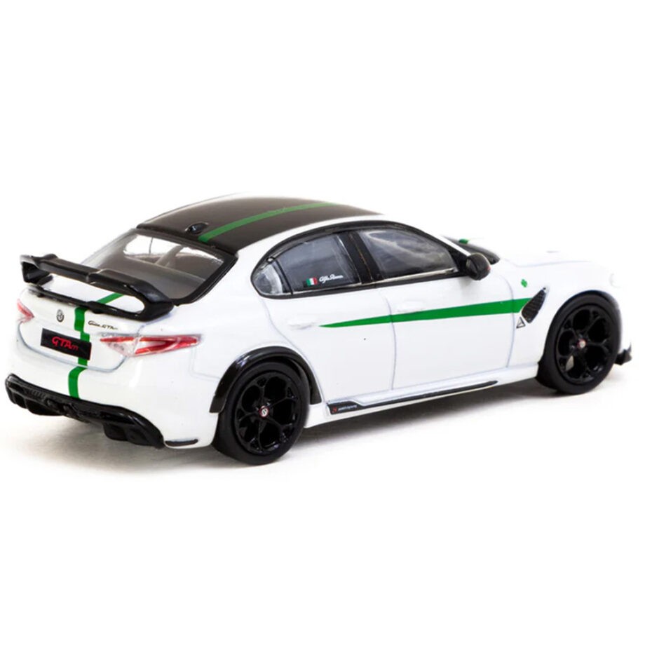 Tarmac Works T64G-TL031-MWG Global 64 Alfa Romeo Giulia GTAm 1:64 White / Green