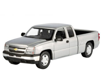 Motormax 79393 2006 Chevrolet Silverado 1500 Pick Up Truck 1:25 Grey