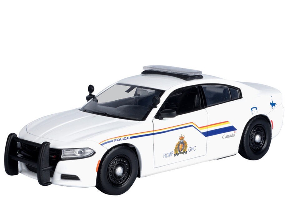 Motormax 76809 2023 Dodge Charger Pursuit Royal Canadian Mounted Police RCMP 1:24 White