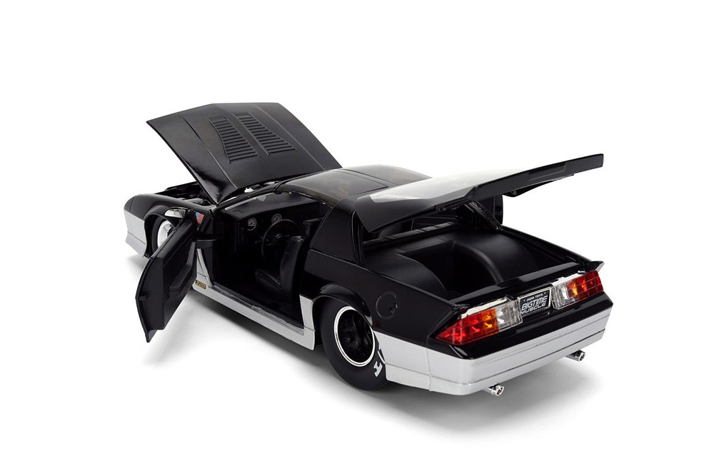 トムトム 1985 Chevy Camaro w/ Removable T-Top 91444MP 1/24 scale Jada