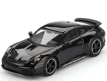 Mini GT MGT00958 Porsche 911 Dakar 1:64 Black