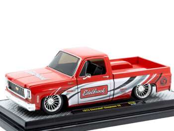 M2 Machines 40300 135 A 1973 Chevrolet Cheyenne 10 Pick Up Truck 1:24 Edelbrock Red