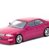 Tarmac Works T64G-024-RE Vertex Toyota Mark II JZX100 1:64 Red