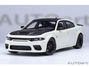 AUTOart 71751 Dodge Charger SRT Hellcat Redeye 1:18 Knuckle White
