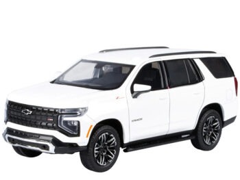 Motormax 79392 Timeless 2025 Chevrolet Tahoe Z71 1:24 - 1:25 White