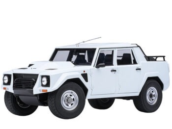 AUTOart 74549 Lamborghini LM002 1:18 Bianco Polo Park White