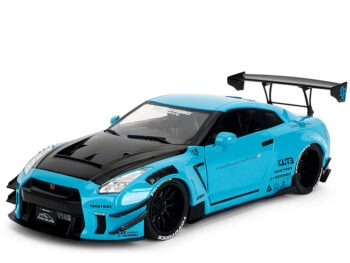 Jada 37069 Pink Slips Nissan GT-R R35 LBWK Liberty Walk Body Kit 2.0 1:18 Blue
