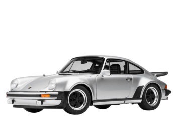 AUTOart 78110 Porsche 911 (930) Turbo 3.0 1:18 Silver